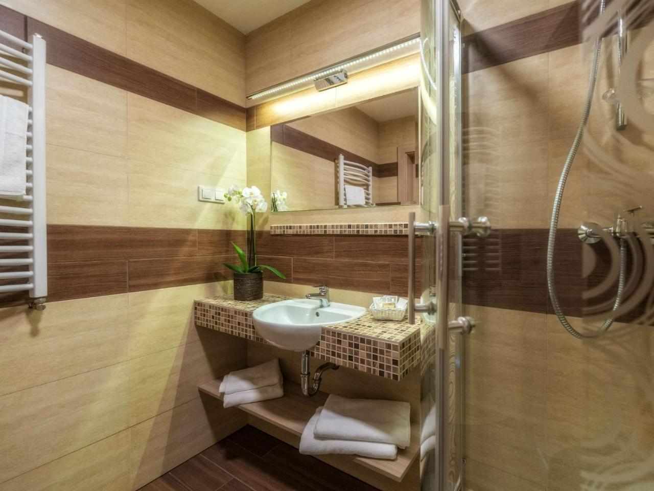 Hotel Zakopane Wellness & Spa Ex Korona Tatr Ngoại thất bức ảnh